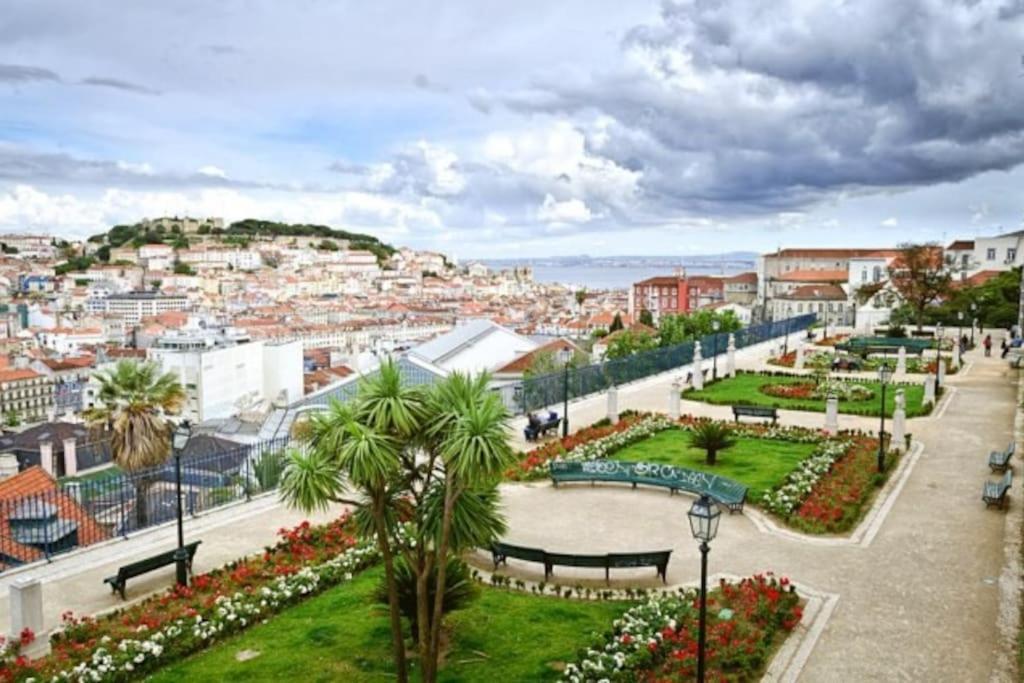 Apartamento Charming Terrace Flat Center And Trendy Location Lisboa Exterior foto